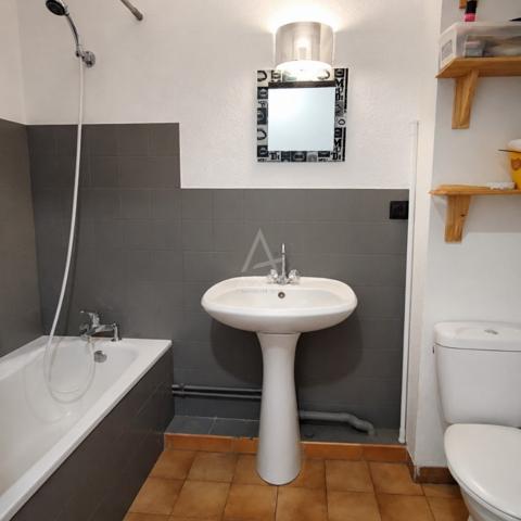 STUDIO MEUBLE + LOGGIA + CAVE PERPIGNAN