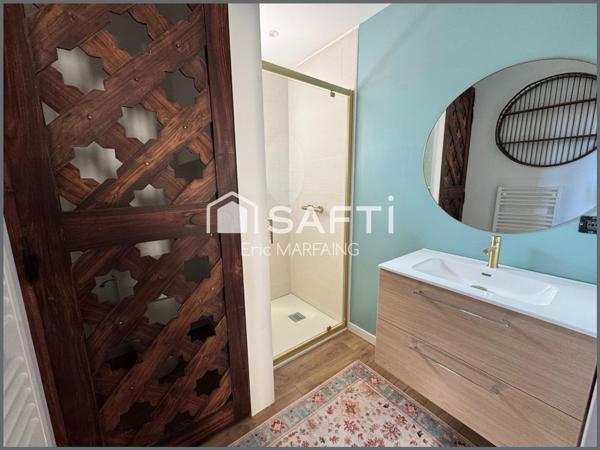 Maison en pierre rénovée – cœur de village vivant