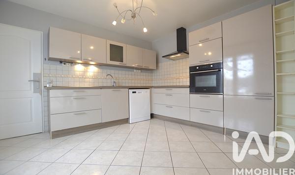 Maison à vendre 4 pièces 90 m² Sainte-Marie-aux-Chênes