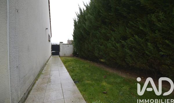 Maison à vendre 4 pièces 90 m² Sainte-Marie-aux-Chênes