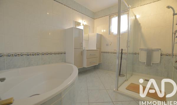 Maison à vendre 4 pièces 90 m² Sainte-Marie-aux-Chênes