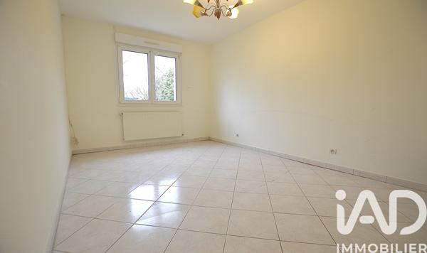 Maison à vendre 4 pièces 90 m² Sainte-Marie-aux-Chênes