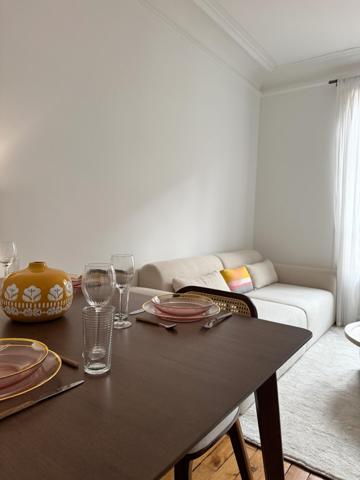 VENTE — APPARTEMENT T2 39 M² | PARIS 16ème Quartier de la Muette | Entièrement rénové | Possible vendu meublé