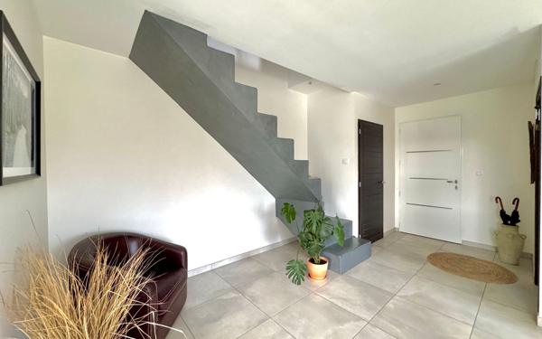 Maison à vendre    5 pièces •  Listrac-Médoc