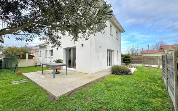 Maison à vendre    5 pièces •  Listrac-Médoc