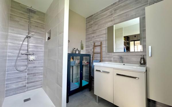 Maison à vendre    5 pièces •  Listrac-Médoc