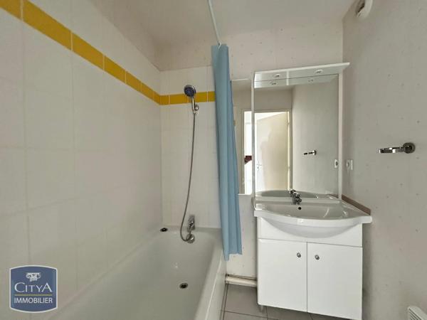 Appartement à louer 2 pièces 55.59m² Écrouves (54200)