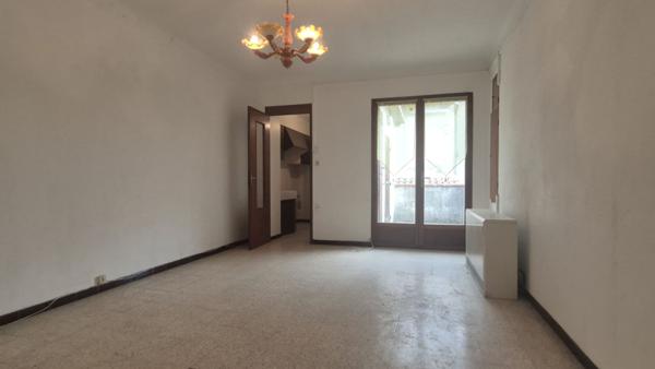 ROGNONAS - Immeuble de rapport