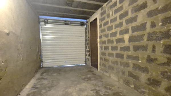 ROGNONAS - Immeuble de rapport