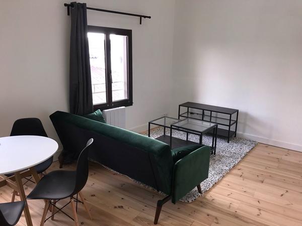 Location appartement Cognac - 2 pièce(s) - 39 m² - 600 €/mois