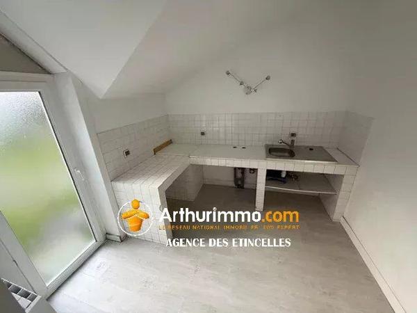 Vente                                                      Immeuble
                        
                     6 pièces                      151 m2                     à Retiers