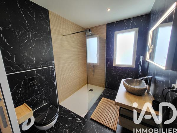 Maison à vendre 5 pièces 158 m² Saint-Hilaire-de-Riez