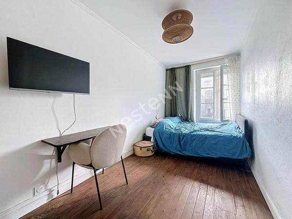 Maison à vendre à DRAIN avec 3 chambres, jardin et dépendances.