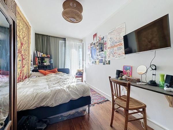 Maison à vendre à DRAIN avec 3 chambres, jardin et dépendances.