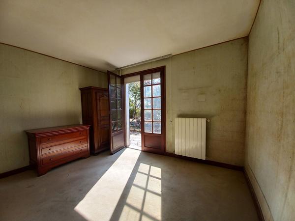 SAINT-PIERRE-D'OLÉRON - Ensemble immobilier au calme avec maison annexe et dépendances