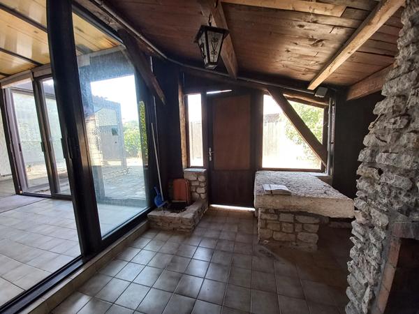 SAINT-PIERRE-D'OLÉRON - Ensemble immobilier au calme avec maison annexe et dépendances