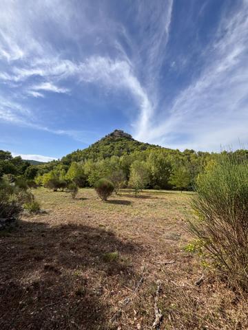 ENTRECHAUX - TERRAIN À BÂTIR DE 1 047 M² AVEC PERMIS DE CONSTRUIRE ACCORDÉ