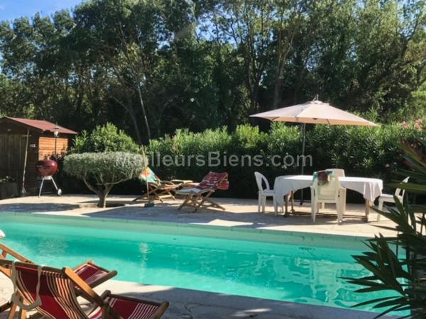 FABREGUES dans l'Hérault lumineuse et calme villa de 176 m² sur 1200m² avec grand garage et piscine