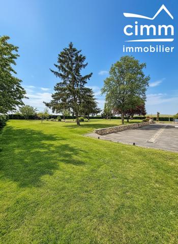 LONGÈRE RENOVÉE – 4 CHAMBRES – 6 PIÈCES – PARC ARBORÉ DE 4 300 m² – FORT POTENTIEL