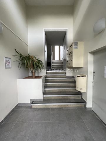 Appartement 2 chambres avec balcon, cave et garage