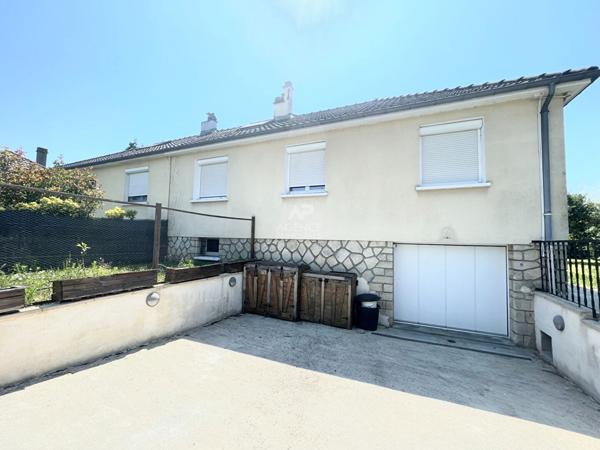 Maison Acheres 5 pièce(s) 90 m2 €399 000 ** - Référence 9227