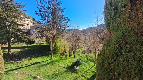 Maison 3 chambres, garage, studio, terrain 2000M²