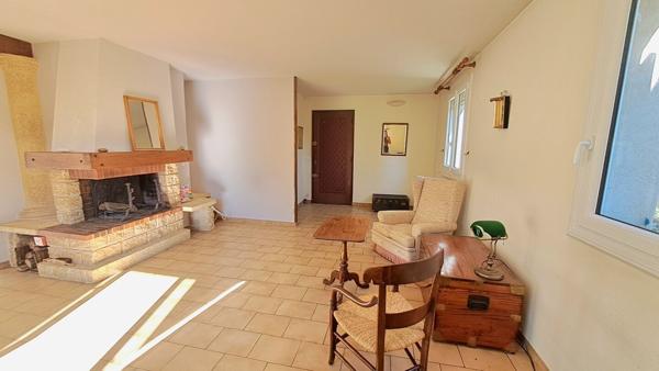 Maison 3 chambres, garage, studio, terrain 2000M²