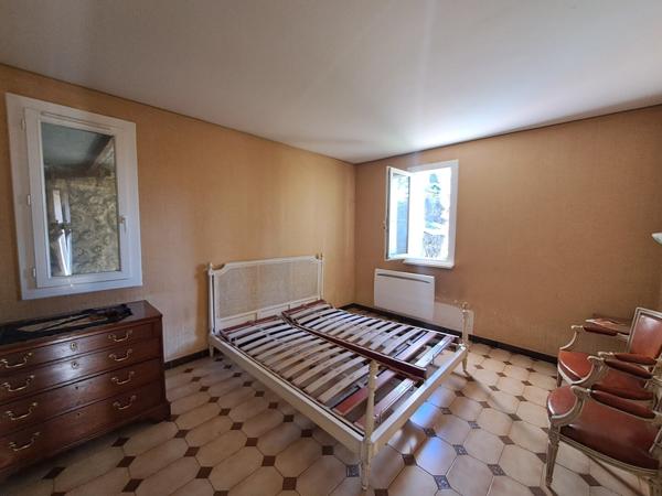 Maison 3 chambres, garage, studio, terrain 2000M²