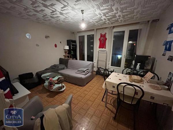 Appartement à louer 2 pièces 46m²