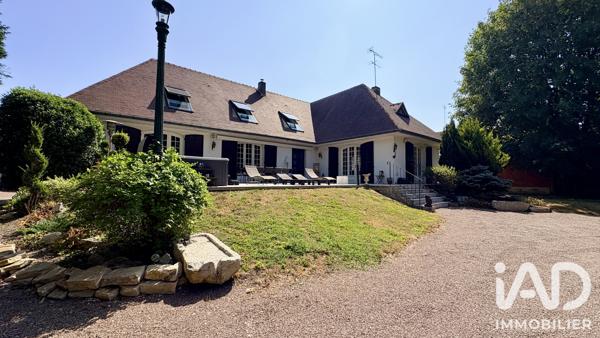 Maison à vendre 9 pièces 250 m² Troyes