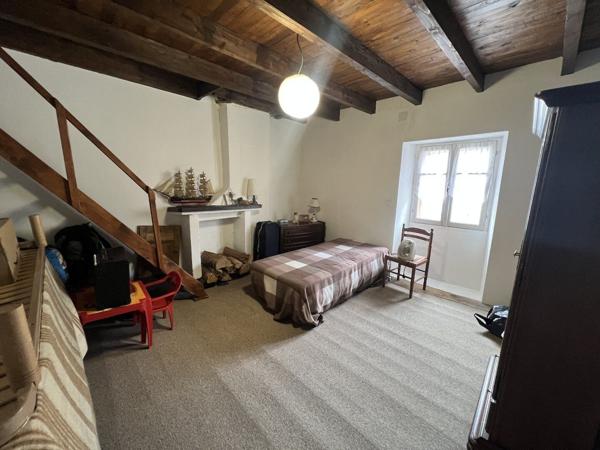 Maison 3 pièces -Coeur de Village. Le monastier pin mories
