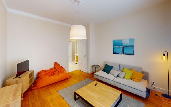 Appartement à louer    3 pièces •  Saint-Étienne