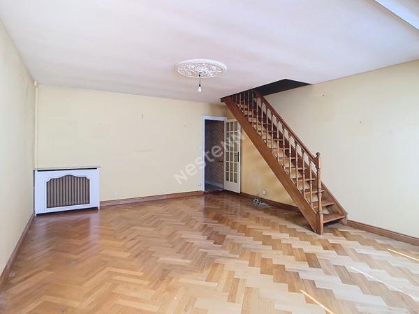 Nantes Centre Ville - Bel appartement à fort potentiel à rénover en plein coeur de Nantes