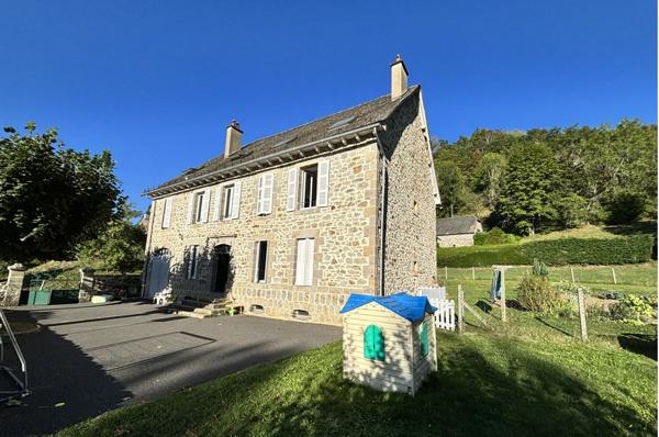 Immeuble vallée de mandaille Lascelle