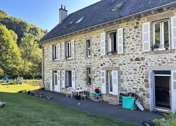 Immeuble vallée de mandaille Lascelle
