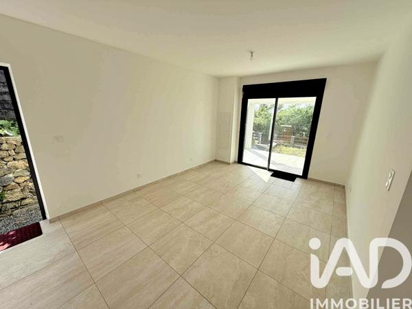 Location maison 4 pièces 61 m² Saint-Joseph