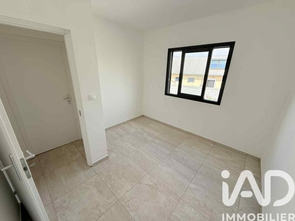 Location maison 4 pièces 61 m² Saint-Joseph