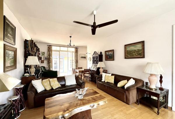 ARCACHON - L'Aiguillon ! Parcelle de 267 m2 avec 2 Maisons de 64 m2 et 50 m2 + patio Sud de 50 m2 !