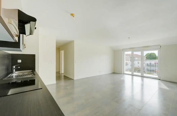 A VENDRE APPARTEMENT T3 RECENT CENTRE BASSE GOULAINE