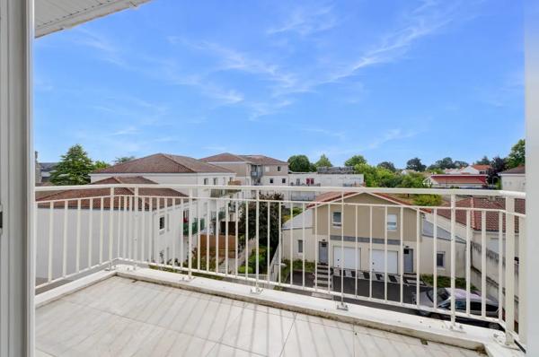 A VENDRE APPARTEMENT T3 RECENT CENTRE BASSE GOULAINE