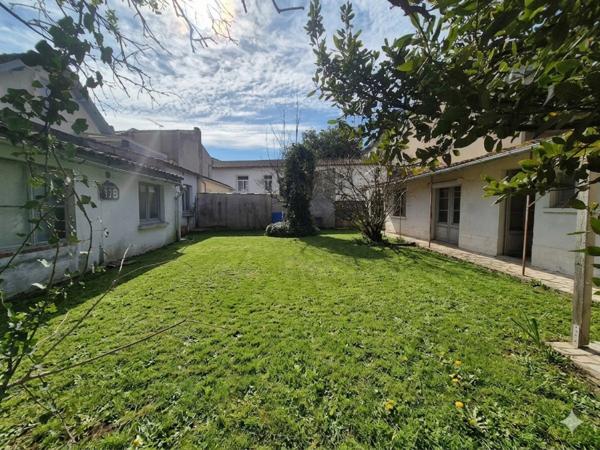 Maison à vendre 3 pièces SAINT JEAN D'ANGELY (17)