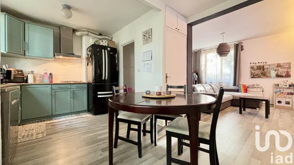 Appartement à vendre 3 pièces 63 m² Sainte-Geneviève-des-Bois