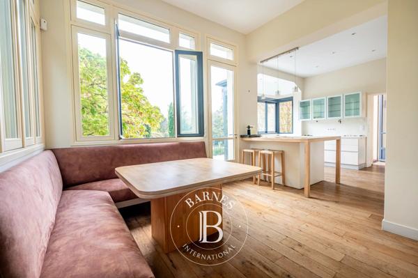 Rueil-Malmaison, Maison 6 Chambres -  538 m² à vendre