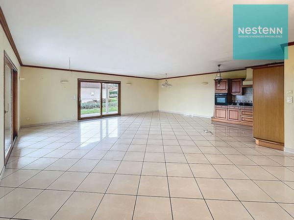 Maison familiale d'environ 150 m² - 3 chambres - Saint Germain Laval (42260) - terrain 4730 m² environ