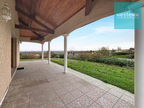 Maison familiale d'environ 150 m² - 3 chambres - Saint Germain Laval (42260) - terrain 4730 m² environ