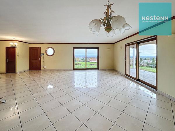 Maison familiale d'environ 150 m² - 3 chambres - Saint Germain Laval (42260) - terrain 4730 m² environ