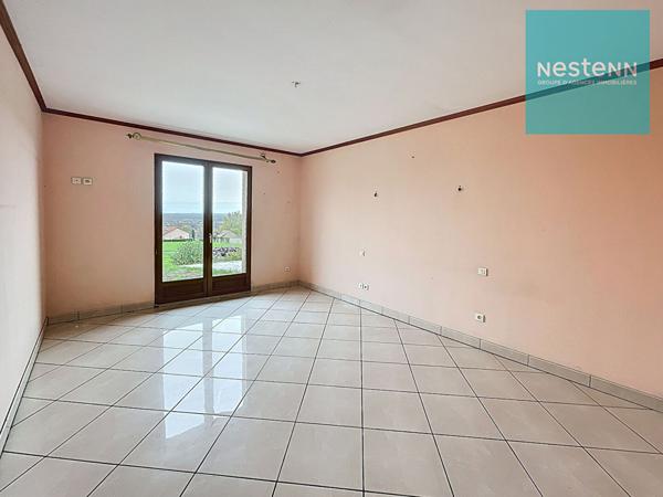 Maison familiale d'environ 150 m² - 3 chambres - Saint Germain Laval (42260) - terrain 4730 m² environ