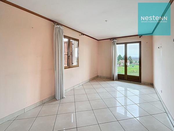 Maison familiale d'environ 150 m² - 3 chambres - Saint Germain Laval (42260) - terrain 4730 m² environ