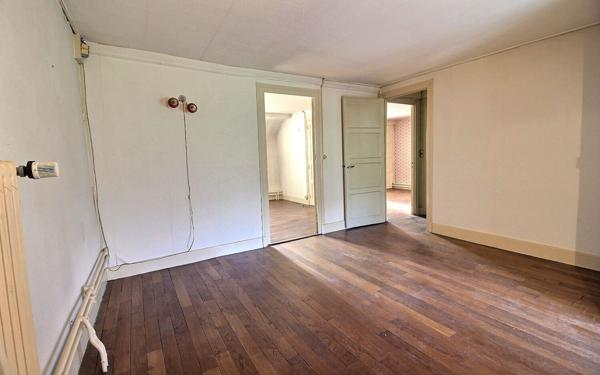 Maison à vendre    4 pièces •  Étang-sur-Arroux