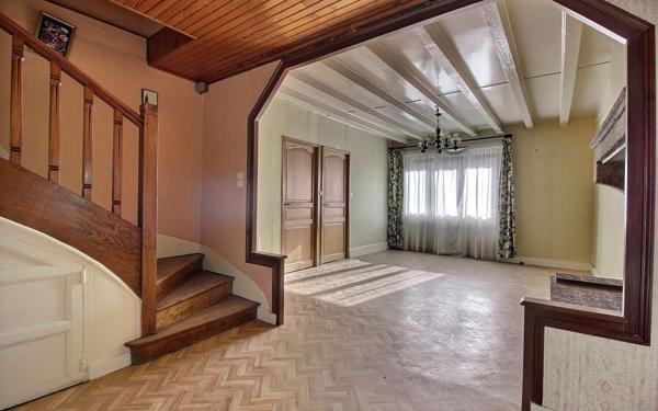 Maison à vendre    4 pièces •  Étang-sur-Arroux